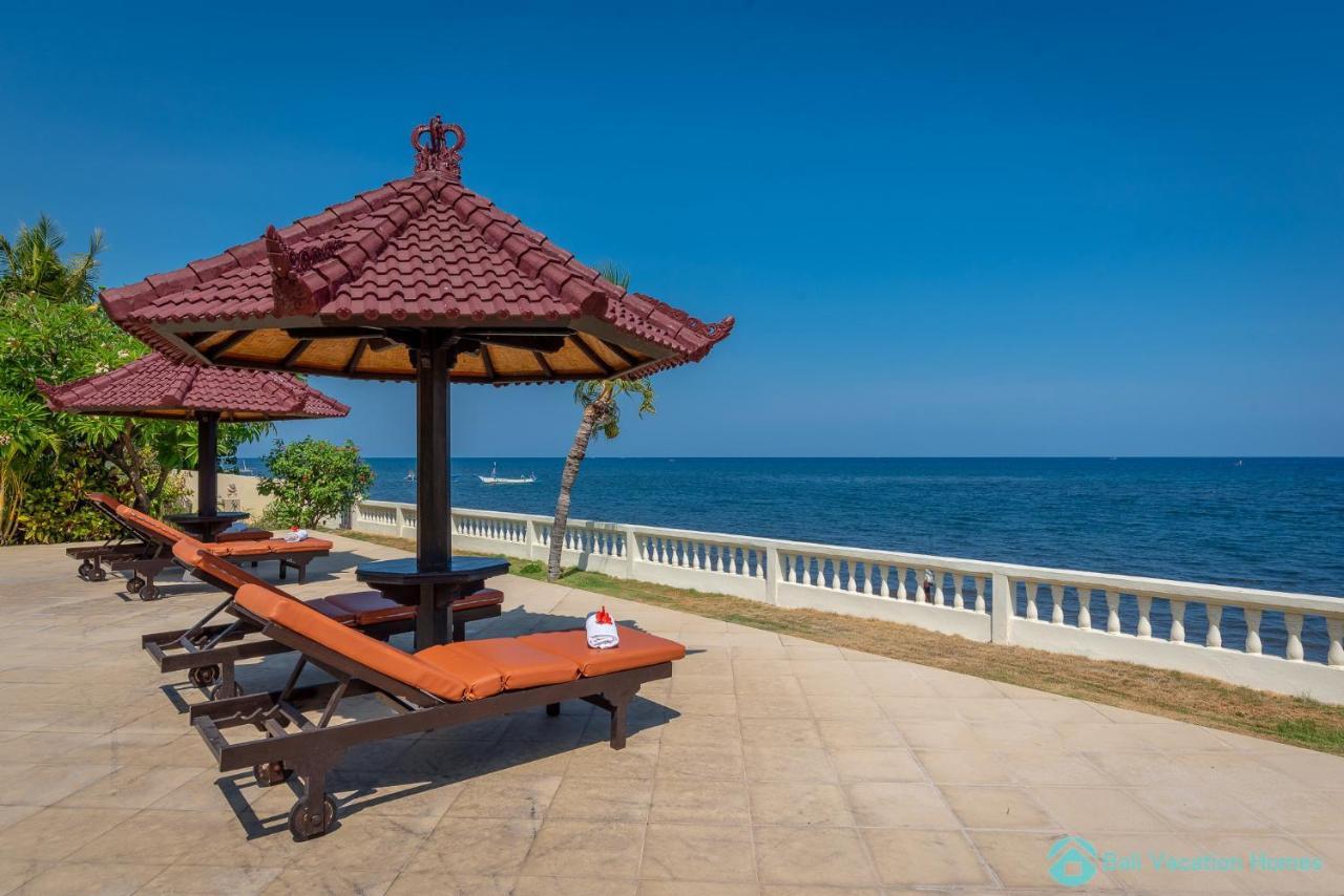 Villa Namaste - Beachfront At Lovina 10P, Pool, Bbq Banjar  Kültér fotó